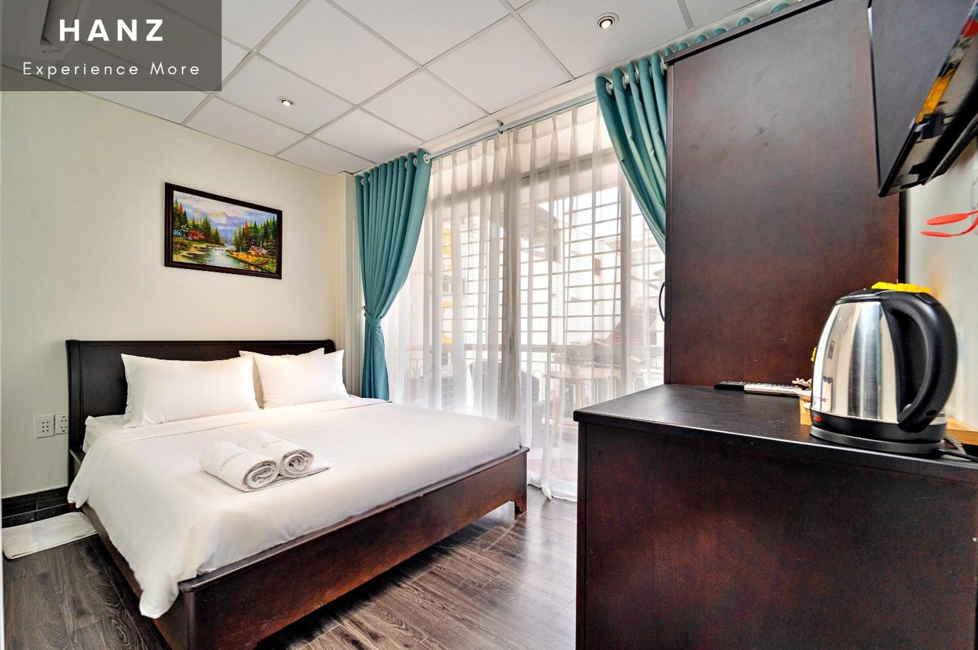 Khách sạn hẻo lánh Hanz 175 Darbar City Loft