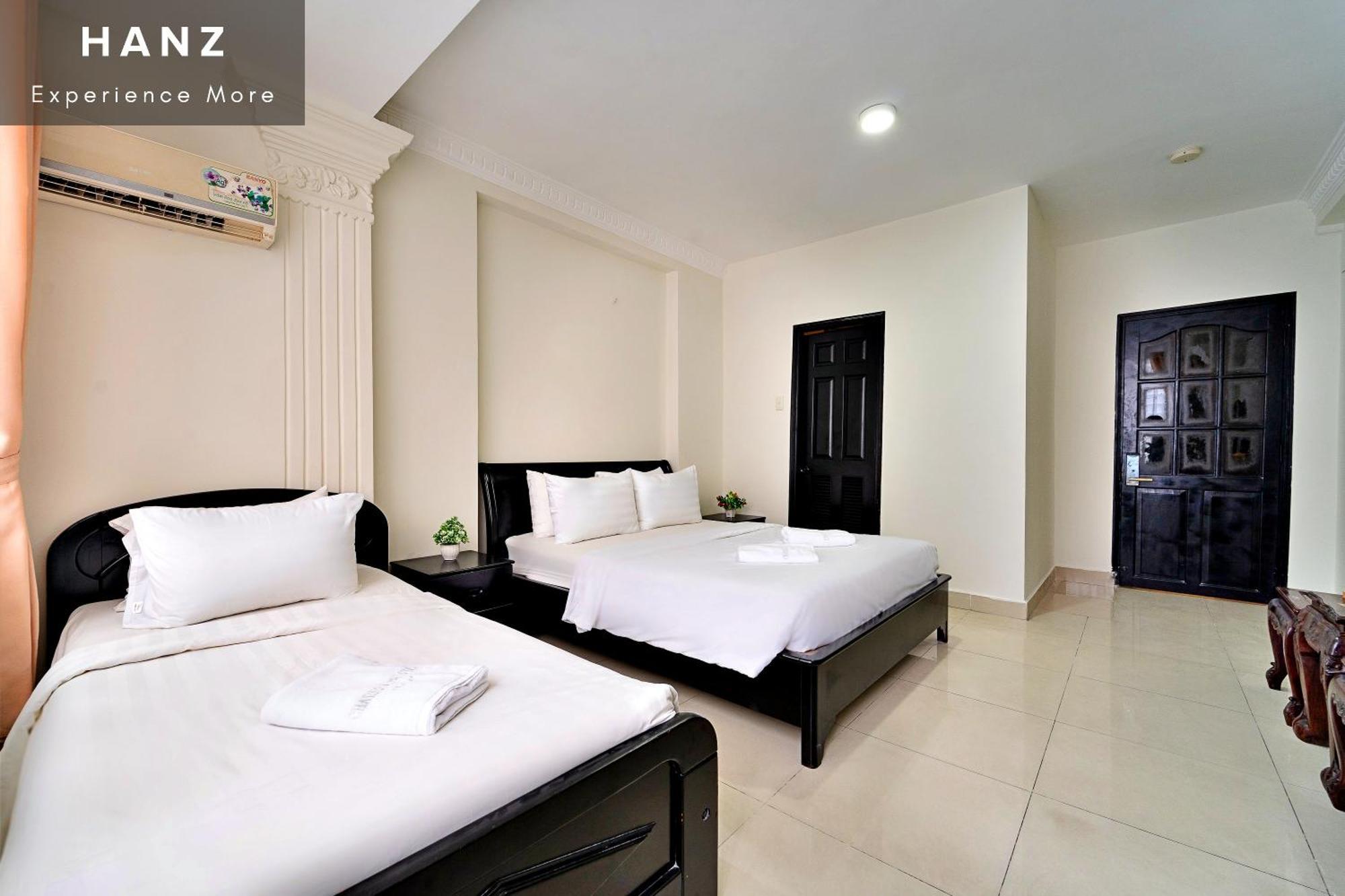 Khách sạn hẻo lánh Hanz 175 Darbar City Loft