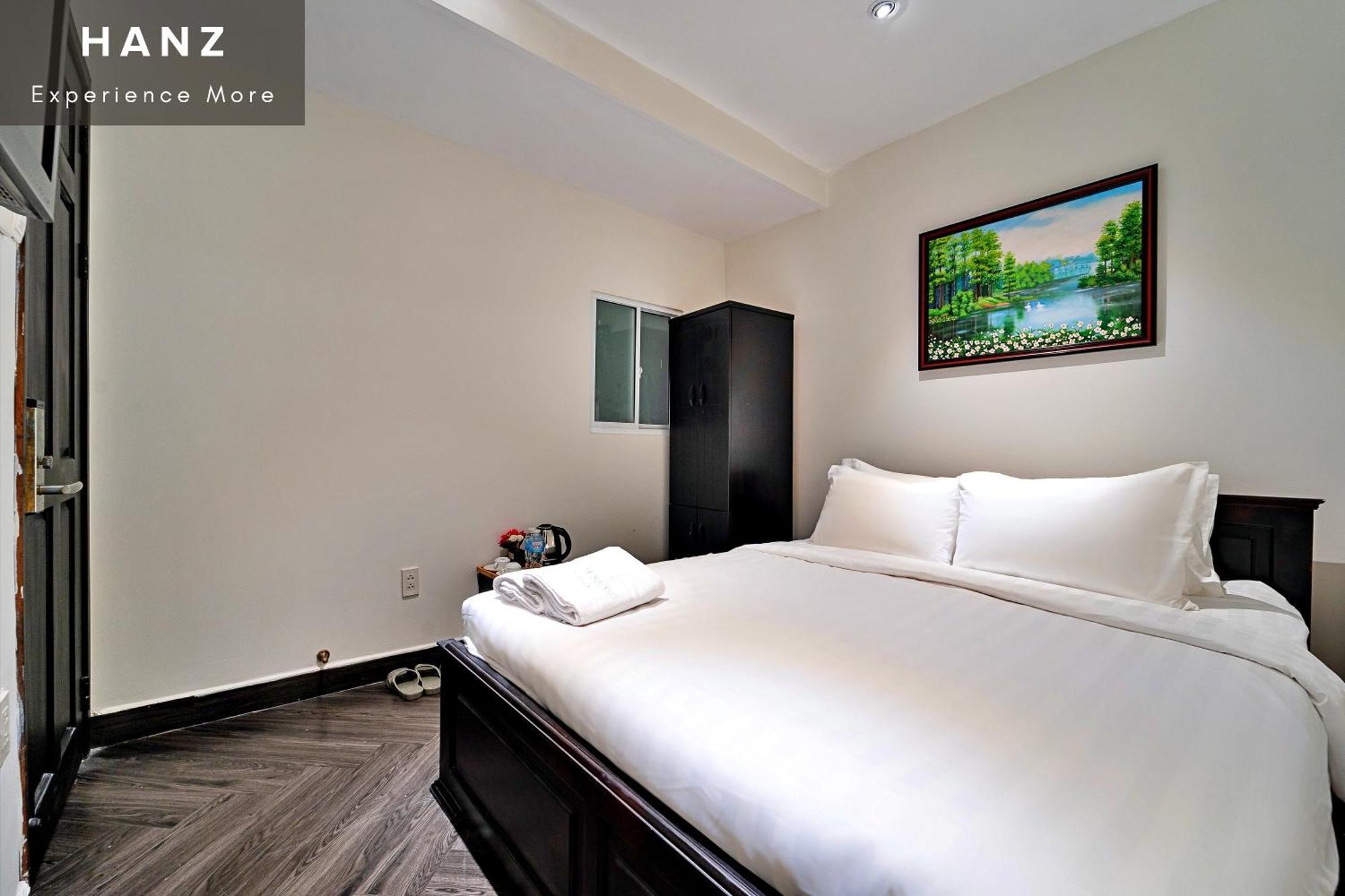 Khách sạn hẻo lánh Hanz 175 Darbar City Loft 4*